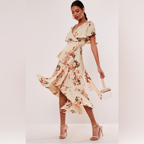 Dresses & Skirts - Floral midi wrap dress